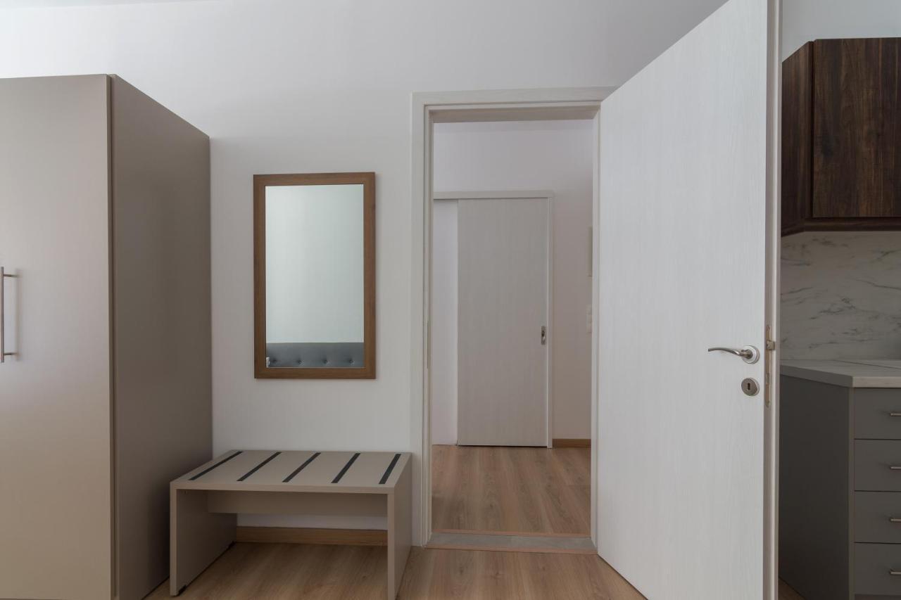 Leochares Lifestyle Apartments - Self Check-In Athens Ngoại thất bức ảnh