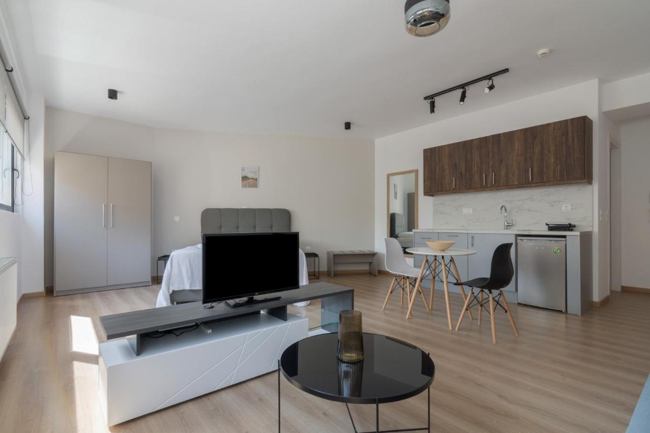 Leochares Lifestyle Apartments - Self Check-In Athens Ngoại thất bức ảnh